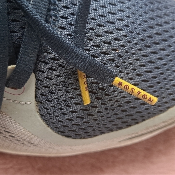 NB NEW BALANCE Fresh Foam Zante V2 Boston Marathon sneakers athletic mens  11.5 - Picture 13 of 13